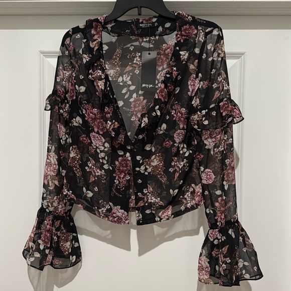 Nasty Gal sheer floral blouse - Picture 1 of 2